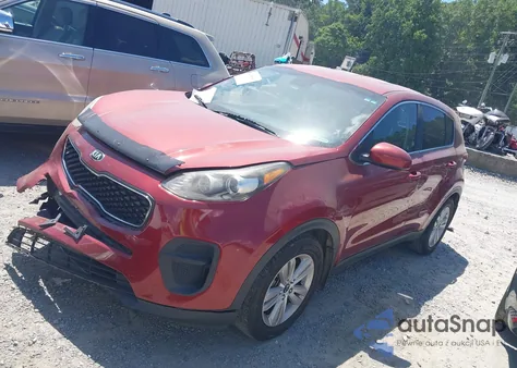2017 Kia Sportage Lx z USA, uszkodzony, nr VIN KNDPM3ACXH7080455